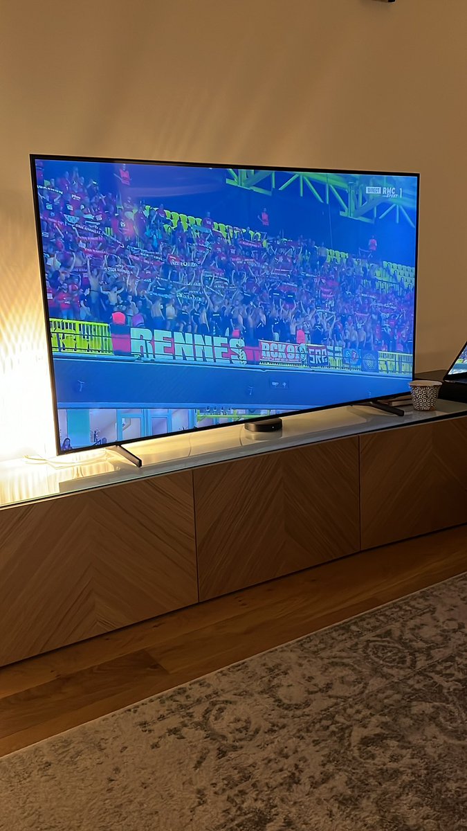 Rouxel9's tweet photo. Vous êtes beaux les copains ! ❤️🔥 #RCK #SRFC https://t.co/eD1R8oJcUu