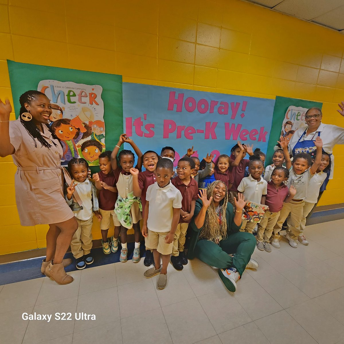 Eunika Russell Ayers (@ap_ayers) on Twitter photo Cheers to <a href="/APSHeritage/">Heritage Academy</a> Pre-K scholarsβ¦I had a time π w/ our little π¦
π¦
<a href="/TharveyHeritage/">T. Harvey</a> <a href="/drkalag/">Dr. Kala T. Goodwine</a> Cheers to <a href="/APSHeritage/">Heritage Academy</a> Pre-K scholarsβ¦I had a time π w/ our little π¦
π¦
<a href="/TharveyHeritage/">T. Harvey</a> <a href="/drkalag/">Dr. Kala T. Goodwine</a>