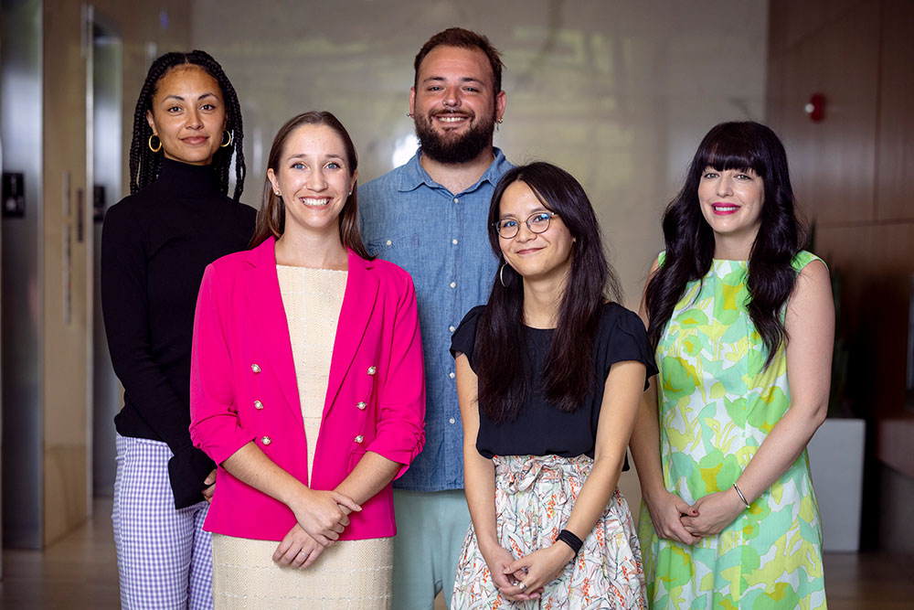 🎉 Congratulations to the 2023-2025 Carolina Postdoctoral Program for Faculty Diversity Fellows, including College fellows Kaneesha Johnson (political science), Sarah Parijs (@UNCECL) and Amanda Martínez (@AMST_UNC).

Learn more: research.unc.edu/2023/10/02/mee…