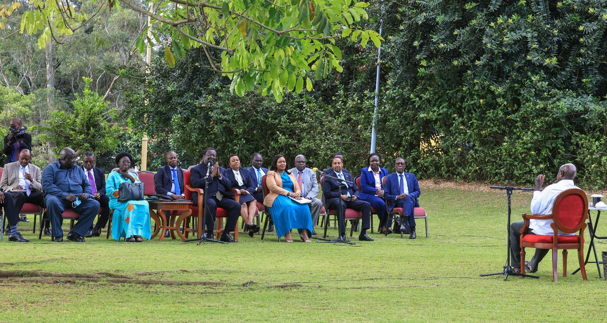 In the ongoing quest to strengthen the East African community cooperation, I led a delegation of key government officials for a one day visit to Uganda.