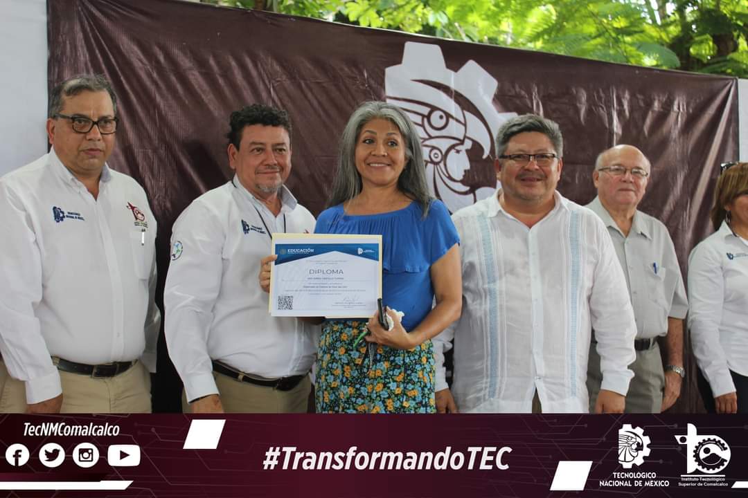TecNMComalcalco's tweet photo. El M.A.P. Julio César Cabrales de la Cruz, Director General del TecNM Comalcalco entregó constancias a profesores por haber participado en el diplomado virtual "Cadena de valor de Litio". Los docentes de nuestra casa de estudios están en permanente actualización de conocimientos. https://t.co/DPZP8ISAaC
