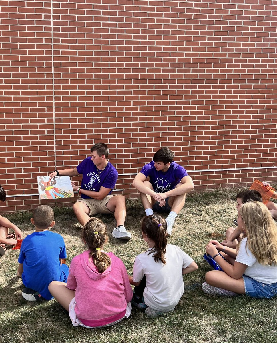 CornellRamsMBB's tweet photo. Members of our basketball team had a blast reading and playing bingo with some local elementary students! https://t.co/KLzW3fbaGy