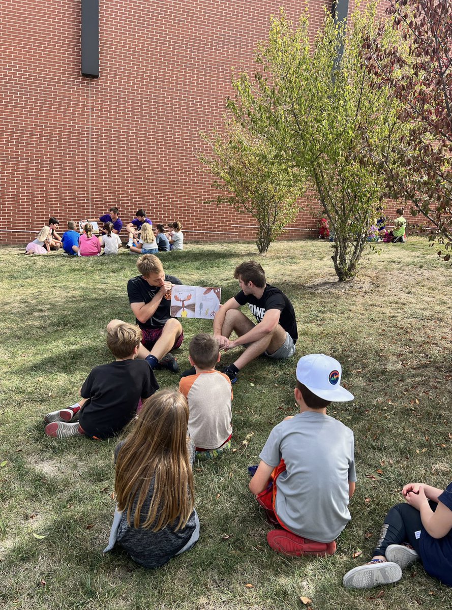 Members of our basketball team had a blast reading and playing bingo with some local elementary students!