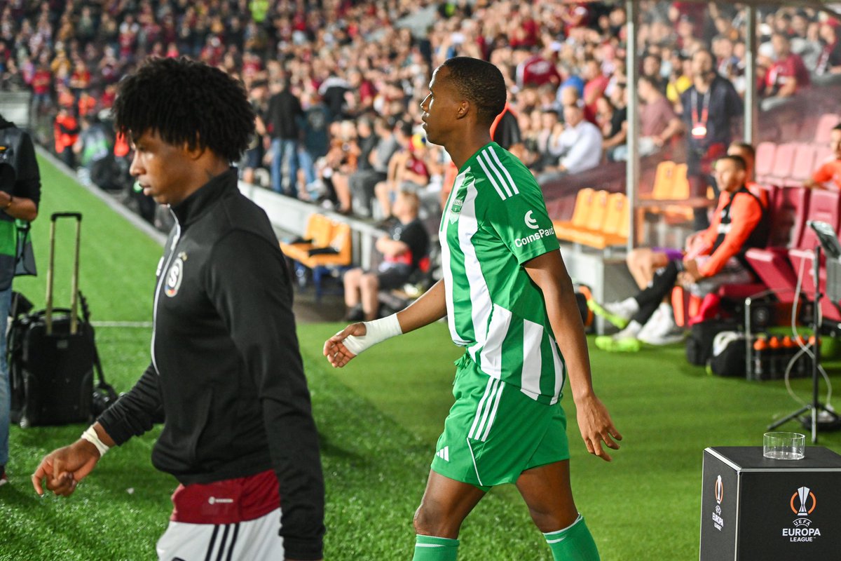 PrinceSobayeni1's tweet photo. HUGE VICTORY!!!

Bafana Bafana winger Mihlali Mayambela played 90 minutes as Aris Limassol stunned Glasgow Rangers 2-1 at home in the Europa League tonight.

This was the club's first ever victory in a European competition in what was their first ever continental 'HOME' game. https://t.co/L9dwyTgGf8