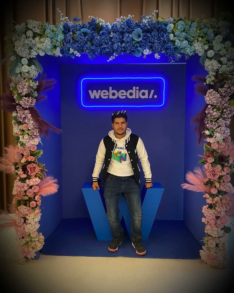 BryouG's tweet photo. 🎥🎬 WEBEDIA https://t.co/dIX8cznnyW