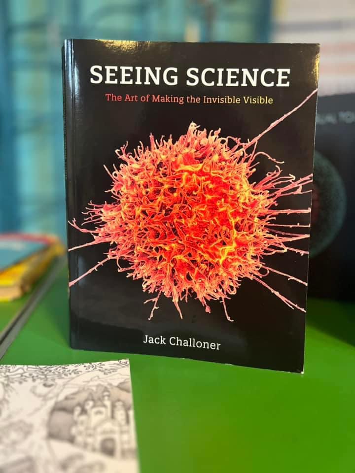 We were super excited to welcome @Jack_Challoner Science Author to Nine Acres Primary School as part of the IW Literary Festival @IWLF today 💚 #scienceauthor #1%extra #⚛️