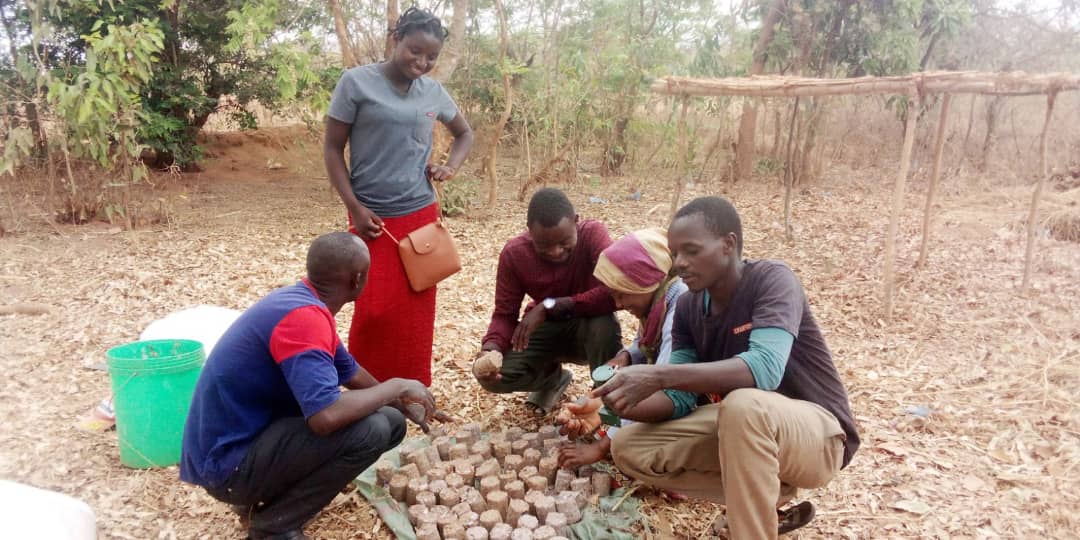 MudziProject's tweet photo. Briquettes production at Chisinga Youth club. They are sold at an affordable price, reach out for further information.

 Let's conserve, restore and protect our trees by using fuel briquettes. https://t.co/aGRVcoGwZM