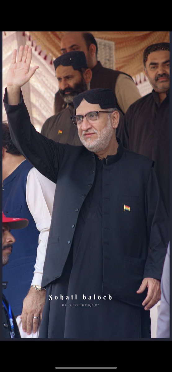 BanariMengal's tweet photo. Happy birthday baba jaan. May Allah always protect you. ❤️🧿@sakhtarmengal https://t.co/pXrQE69Nnw