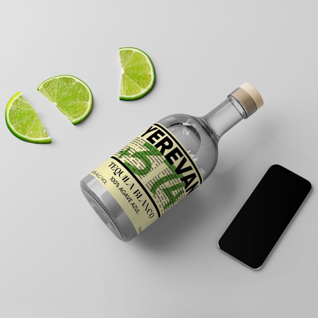 teampageproof's tweet image. The strength of #SimpleDesign conveys the brand story with clarity.💡 

Suro Zargaryan's artistry shines in +374 YEREVAN tequila's #packaging. Refined simplicity, bold typeface, and vibrant colors create an elegant design. 

Read more: buff.ly/3PLYFM6

#GraphicDesign
