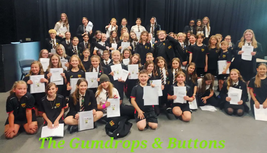 HolyroodDrama's tweet photo. Part 1 - Introducing #teamshrek! The show is cast and includes over 100 incredible students! Now let the real work begin...#teamholyrood https://t.co/SmzVU3W1Nv