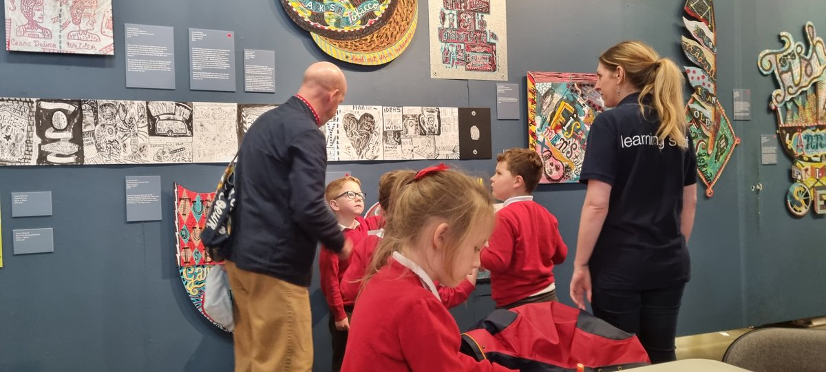 St Helen's Primary tweet media