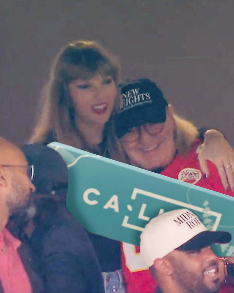 BREAKING NEWS!! Taylor Swift was spotted giving Callia flowers to Travis Kelce’s Mom for Thanksgiving!!! 😉💐