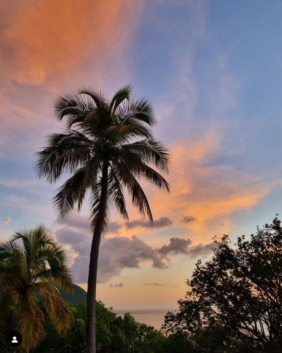 A breathtaking sunset painting the sky with fiery hues 
#sunset #love #sky #clouds #sunsets #beach #photography #sunsetpics #sunsetoftheday