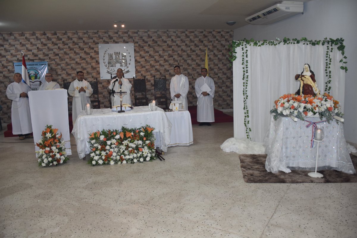 Hoy 5 de octubre del 2023, se Conmemora el día de la “VIRGEN DEL CAMINO”, Santa Patrona del Arma de Ingeniería. Como inicio de la Fiesta Patronal se llevó a cabo una Serenata a la Virgen, seguida de la Procesión y Celebración de la Santa Misa.