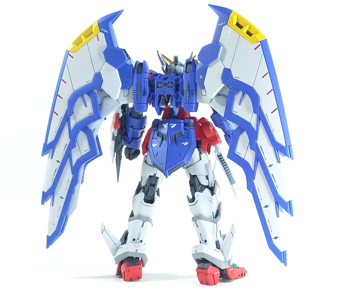 RGガンダムエピオン(ウイングゼロカラー）、完成しました！ リプ欄に