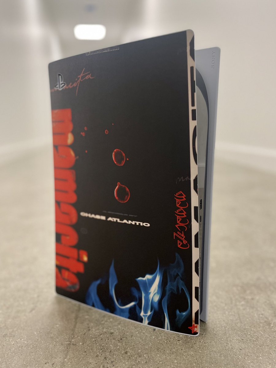 ChaseAtlantic's tweet photo. CUSTOM CHASE ATLANTIC PS5 WINNER ANNOUNCE 😈 

CONGRATS @ESCORTINGKIRAI 👀 https://t.co/jaaGj0rFZP