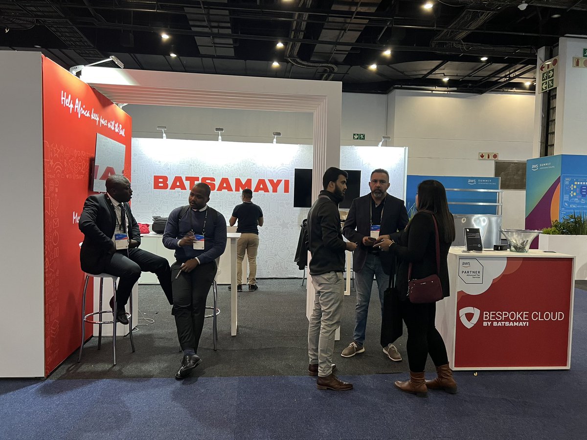 batsamayi's tweet photo. @awscloud Summit Johannesburg was an amazing experience. Appreciate the #batsamayi Team for making it count ๐ https://t.co/UEz3VOPMRp