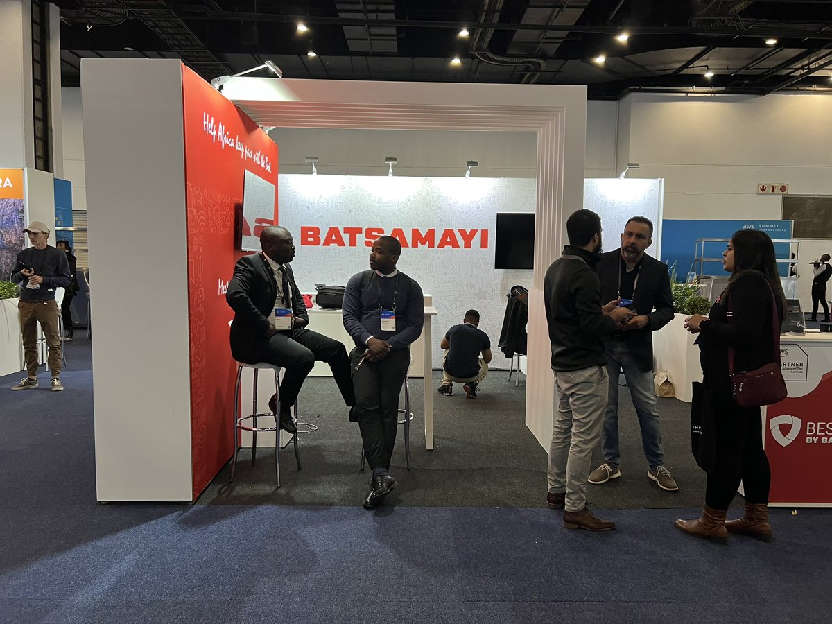 batsamayi's tweet photo. @awscloud Summit Johannesburg was an amazing experience. Appreciate the #batsamayi Team for making it count ๐ https://t.co/UEz3VOPMRp
