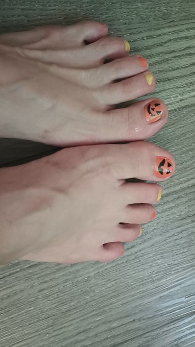 New foot video coming soon... https://t.co/bJX3vkoyrp<a href="/tag/mvsales"class="tags"><span>#mvsales</span></a>