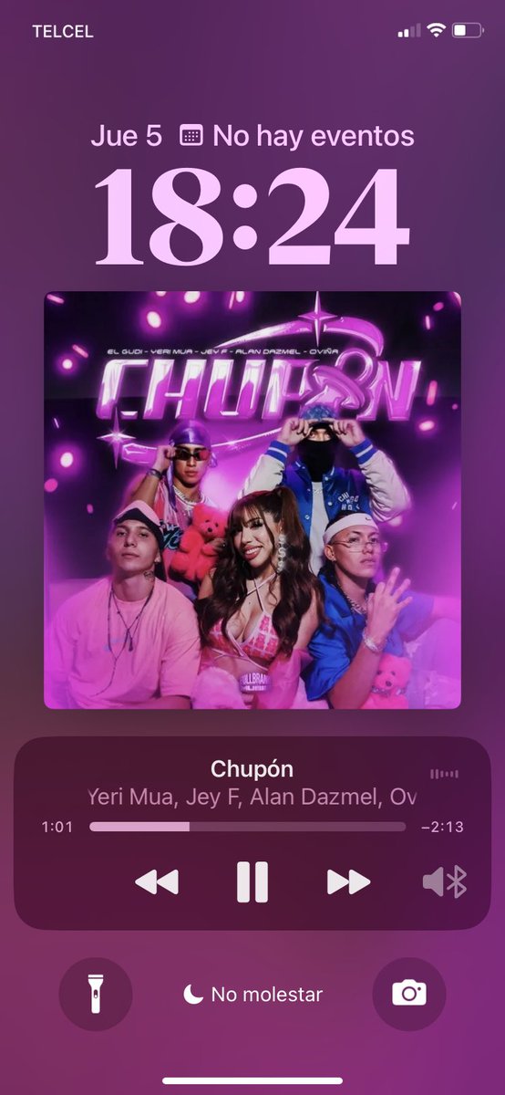Pinches canciones nacas, como me maman