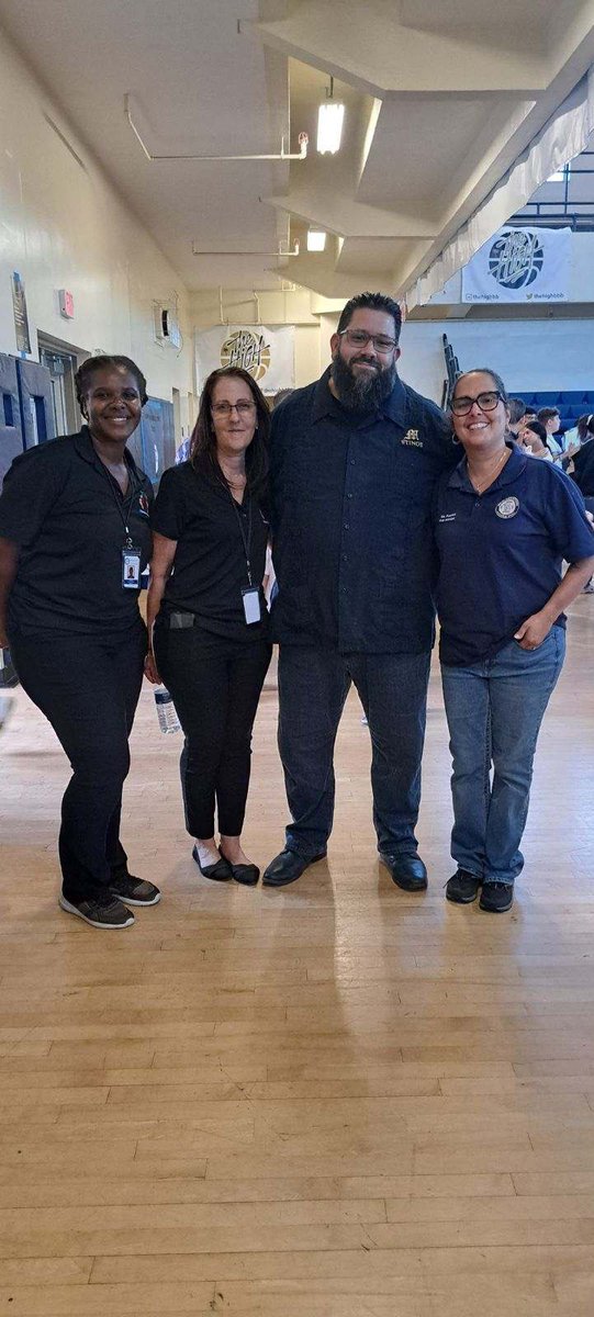 Sharon Krantz tweet media