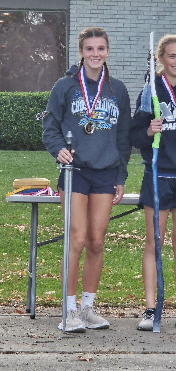 Kennady Anderson in a time of 17:39 becomes the first person in LTC xc history to win 4 xc championships!