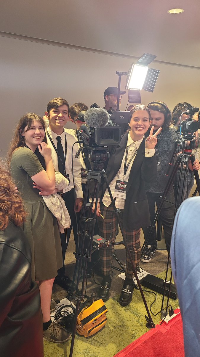 jackodile's tweet photo. A great opening night at Heartland International Film Festival doing interviews on the red carpet. #HIFF32 #HellcatMovie #AUCommDesign #indiefilm #AndersonUniversity #Indiana https://t.co/F07LBqq4WK