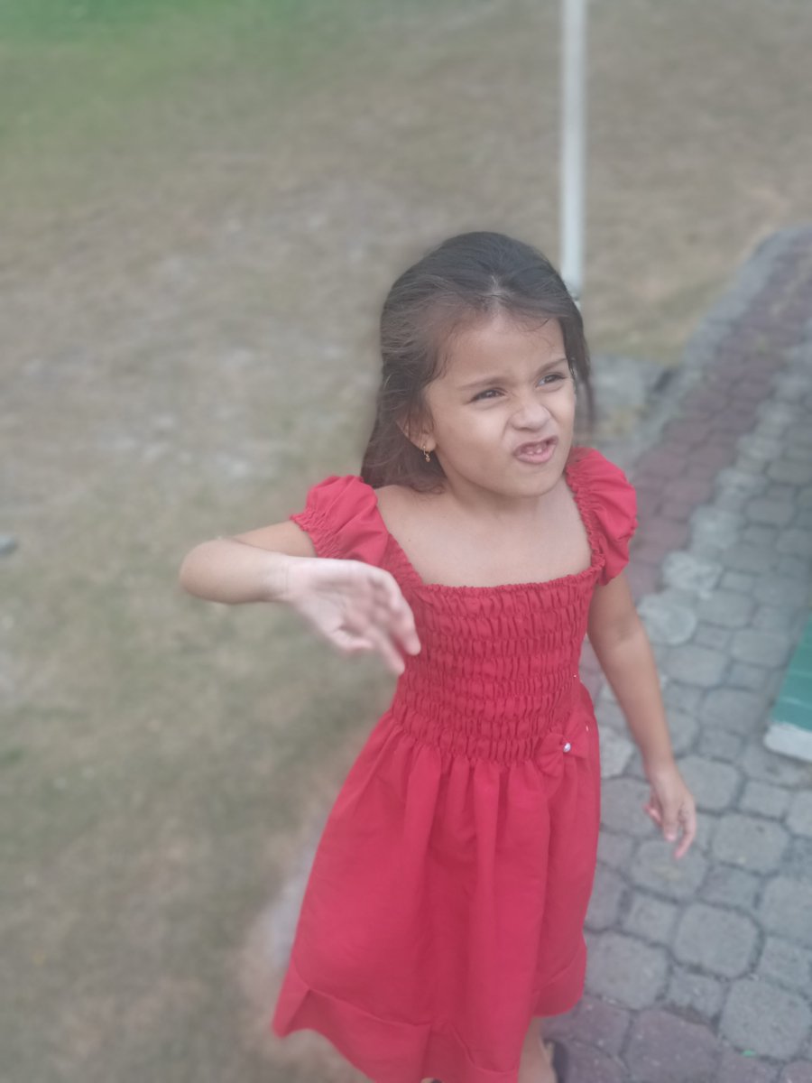 AbsolutoG's tweet image. Linda