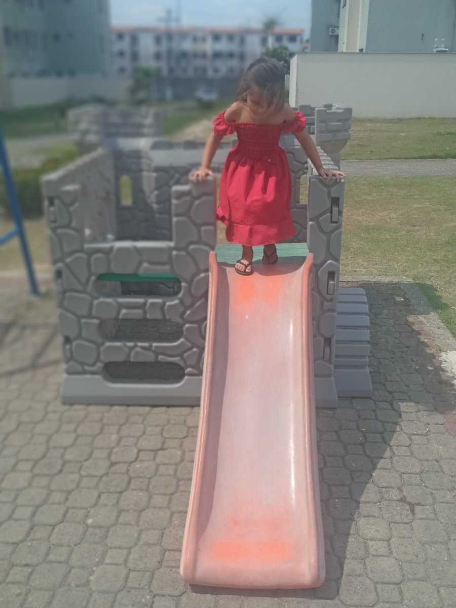 AbsolutoG's tweet image. Eu amo brincar  com ela