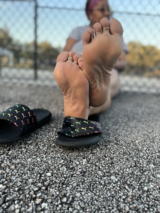 Hello everyone &hellip; https://t.co/GkIRca78Kh https://t.co/AMui3IjhJt<a href="/tag/prettyfeet"class="tags"><span>#prettyfeet</span></a><a href="/tag/feetfinder"class="tags"><span>#feetfinder</span></a><a href="/tag/feetloversonly"class="tags"><span>#feetloversonly</span></a>