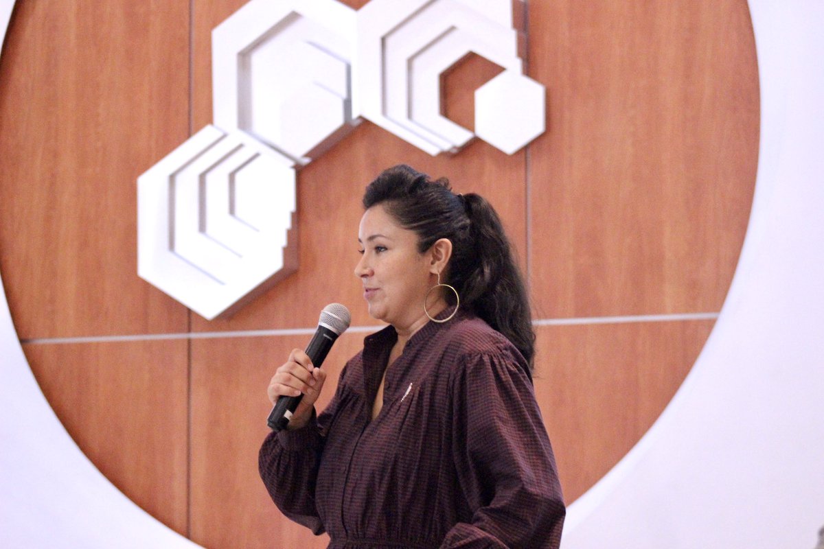 caeqroac's tweet photo. El día de hoy nos reunimos con las universidades que cuentan con la carrera de Arquitectura en el Estado de Querétaro. Realizamos distintas invitaciones para que sus estudiantes participen. Éstas no solo complementan la educación formal, sino que también nutre habilidades. https://t.co/ASJOE1FoPo