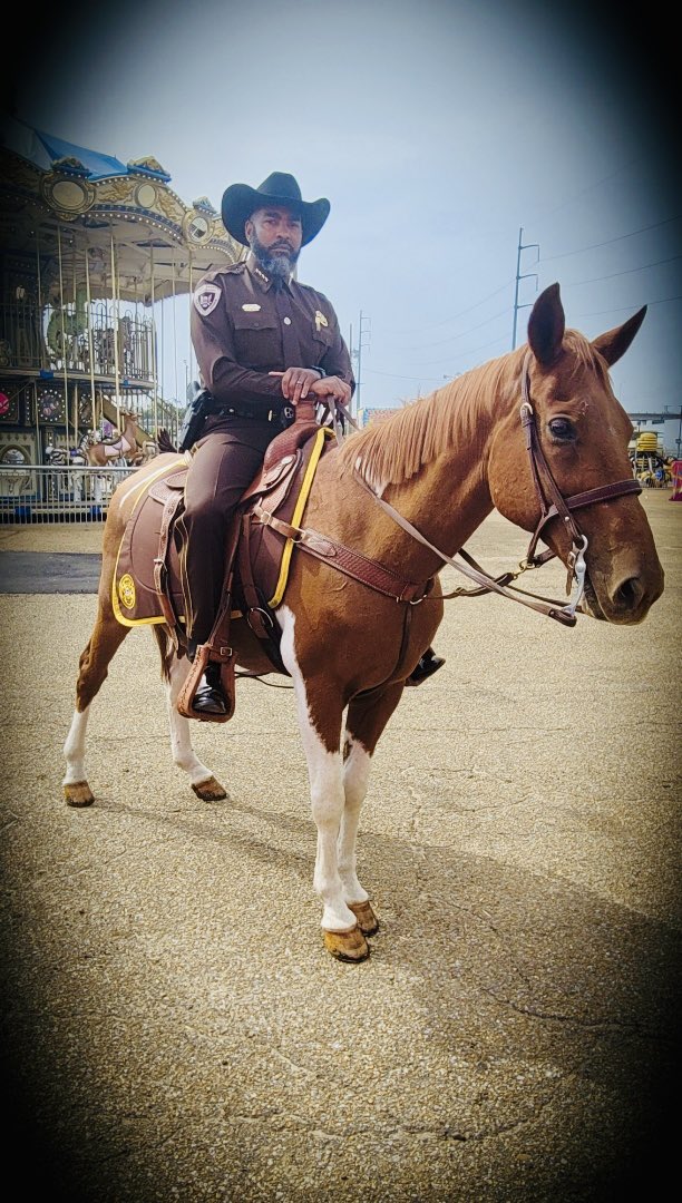 This morning’s opening ceremony for the 2023 MS State Fair. Me and “Scout” are locked in. Wishing everyone much fun as you and your families enjoy the festivities! Law enforcement agencies will be assuring your safety! 
🤠 🐎