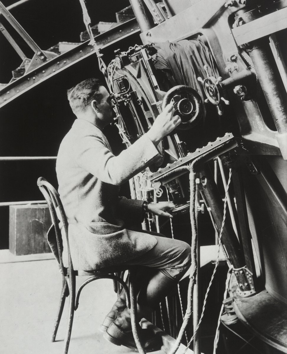 Celestron's tweet image. On this day 100 years ago, Edwin Hubble made a pivotal observation that forever reshaped our comprehension of the #universe. Read more about Hubble's discovery by clicking here ➡️  
bit.ly/3Q1EtXS