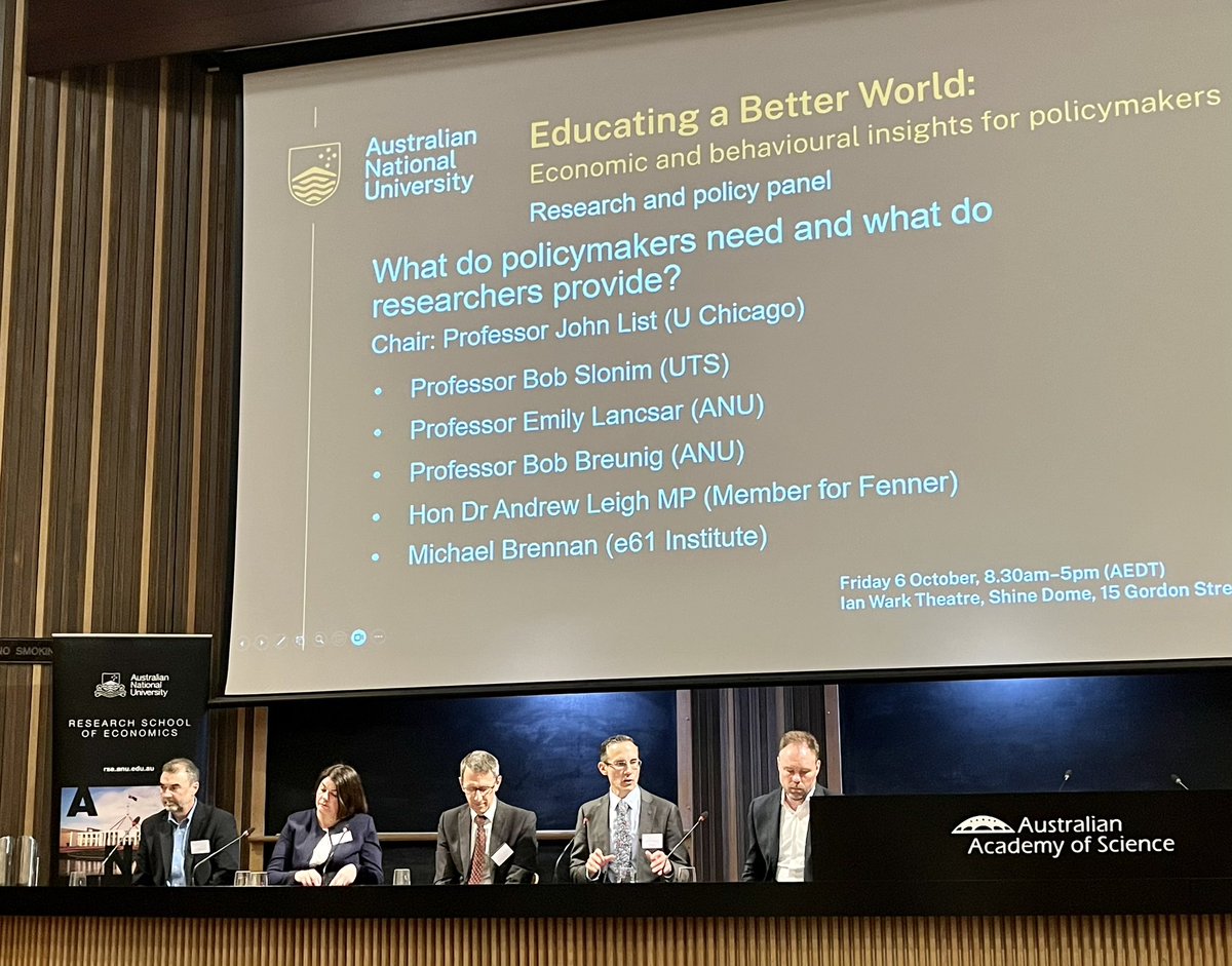 Excellent contributions at the Educating a Better World seminar, including scope for initiatives such as Parent Academies to be adapting in Australia. Thank you to  @EconomicsANU for hosting and as always a highlight to hear from @ALeighMP. 
#ausedu