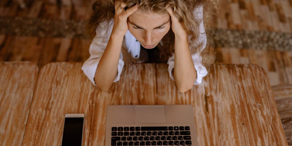 🌟 Journée mondiale de la santé mentale ! 

Voici 6 conseils d'entrepreneures pour préserver votre bien-être mental. 

#SantéMentale #BienÊtre #entrepreneuriat wearesista.com/charge-mentale…