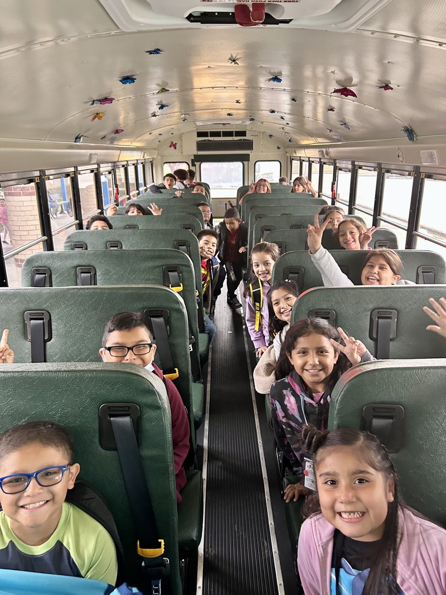 Look who came by to drive a Westside route…. The Big Boss. We had a great time with our Carter Academy Scholars ⁦@Transport_AISD⁩ ⁦@Enamorado_G⁩ ⁦@CoachHaggerty1⁩ ⁦@FredWasCOO⁩ ⁦@AldineISD⁩ ❤️