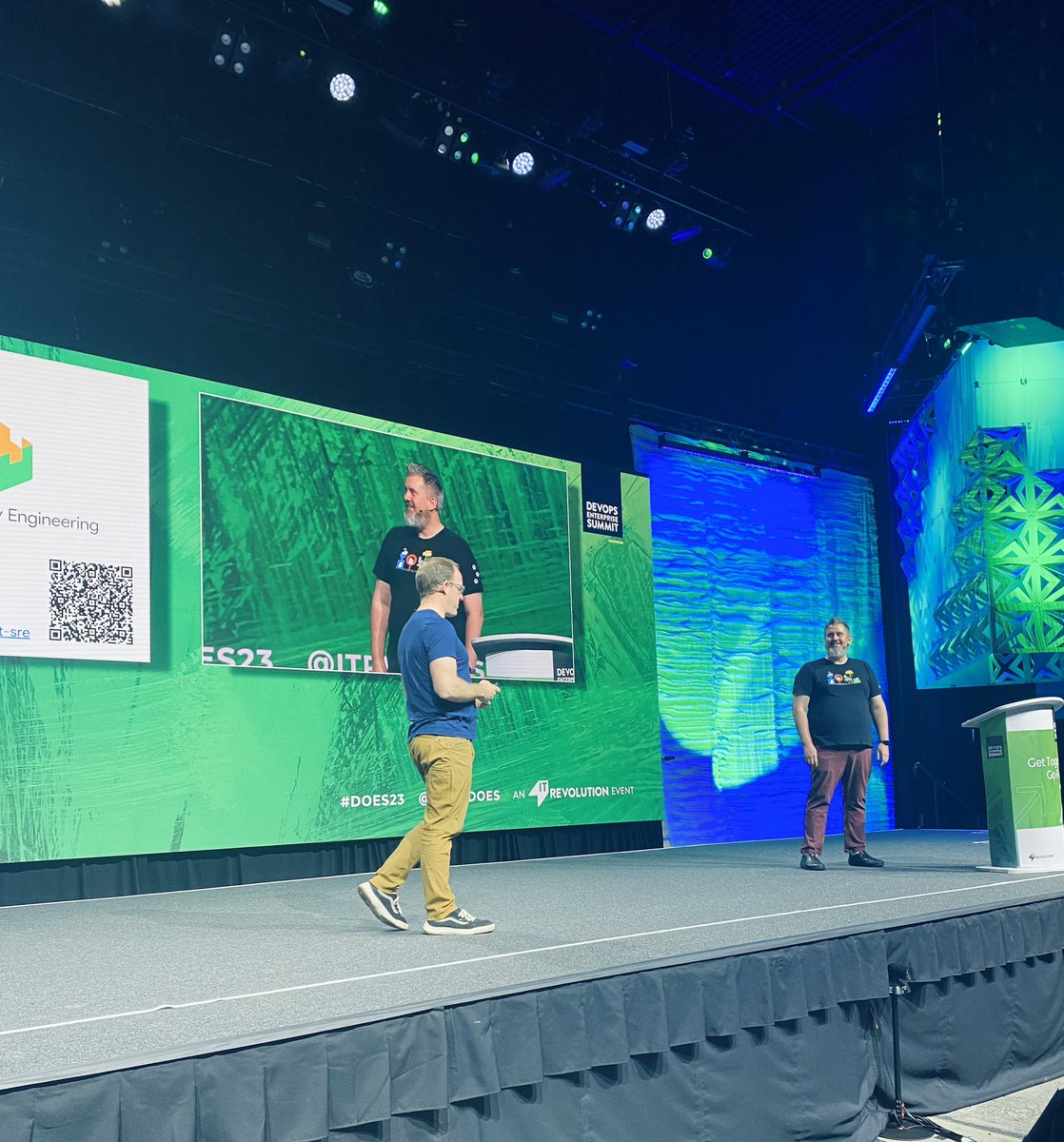 ITRevSummit's tweet photo. What are @Steve McGhee and @JamesBrookbank seeing with #SRE in the Enterprise?
• Enthusiasm > Successful Adoption of SRE
• Reliability isn’t the most important thing for everyone
• SRE is often seen as expensive or difficult to achieve (usually both)
#DOES23 https://t.co/EEClFWTzdN