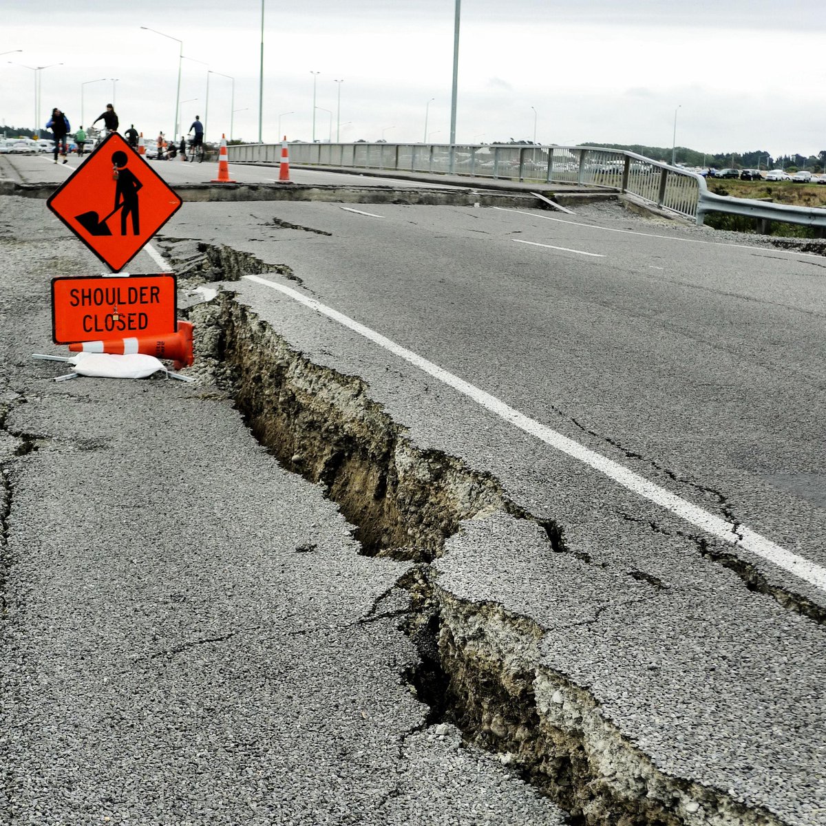 Research from our Bureau of Economic Geology shows that AI-driven earthquake forecasts could one day be a reality. 'What we achieved tells us that what we thought was an impossible problem is solvable,' said co-author and bureau professor Sergey Fomel. jsg.utexas.edu/news/2023/10/a…