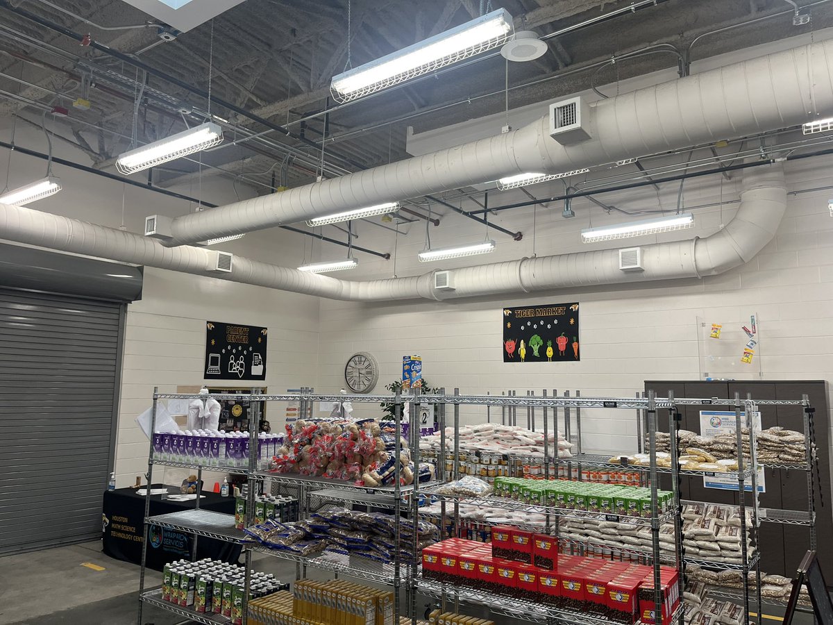 SHMSTCWRS's tweet photo. Our Tiger Market @SHMSTC is stocked and ready for our food distribution tomorrow at 9 AM to 12 PM! https://t.co/s0IWdTbKnO