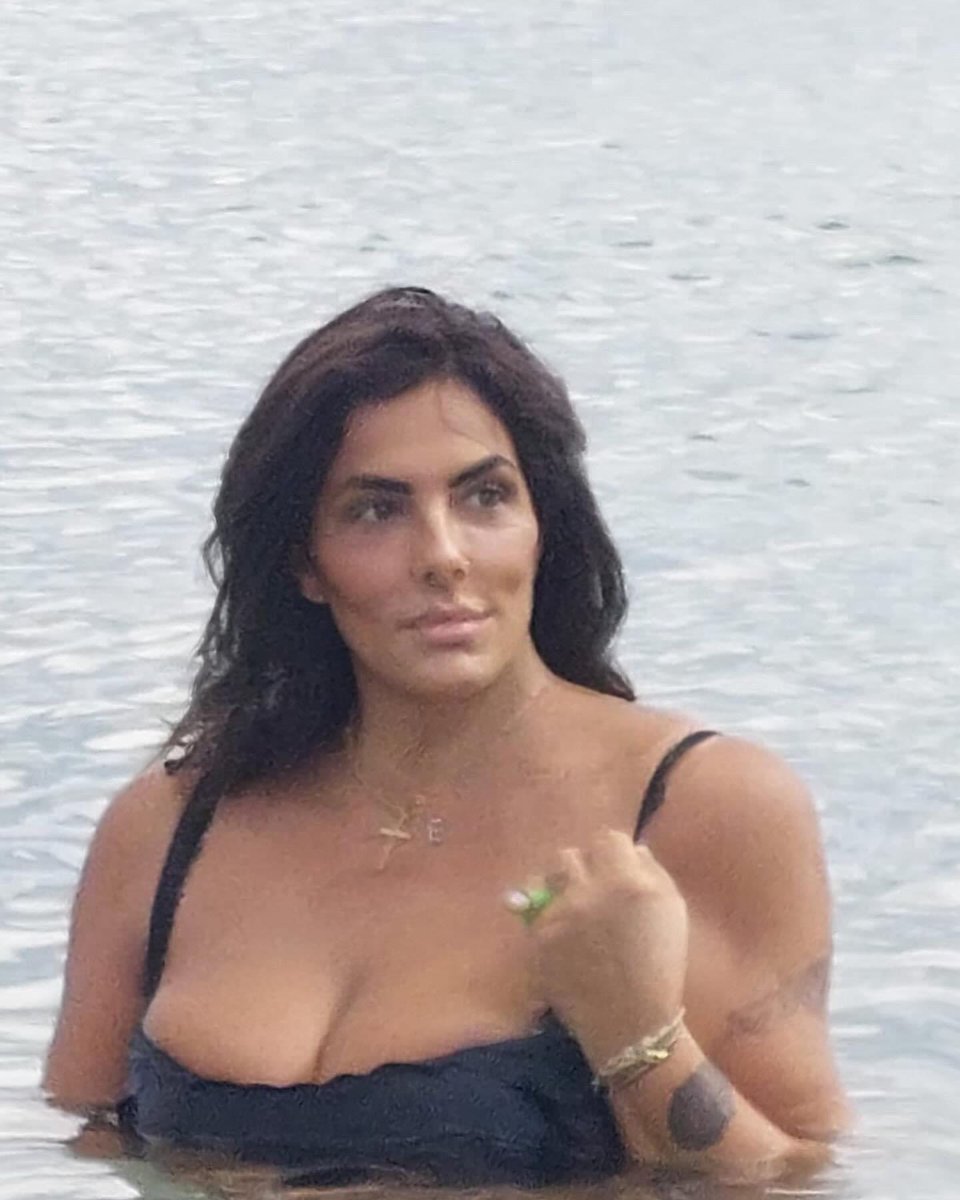 Valentina Serra 🍓 tweet media