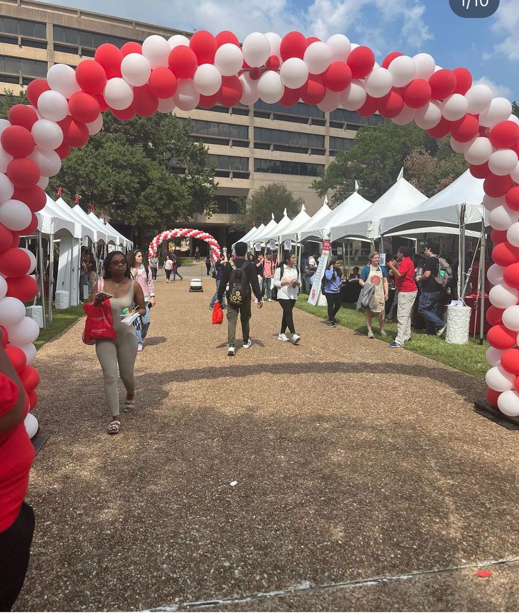 UHGradSchool's tweet photo. Graduate School Fair 2023 was a success. We want to thank all of our college recruiters for your participation! Looking forward to seeing you all again next year! https://t.co/QPdWRjot44