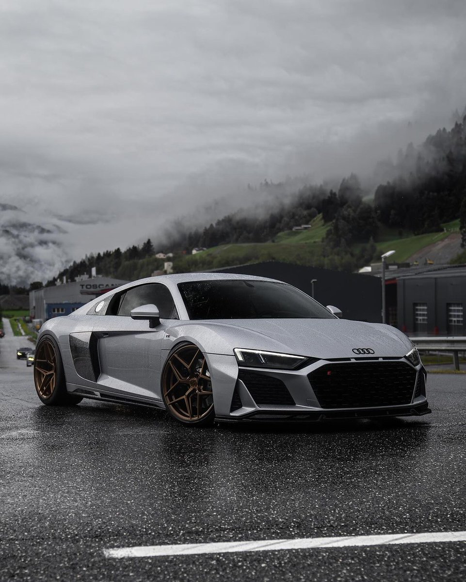 Audi R8 V10 🌧️