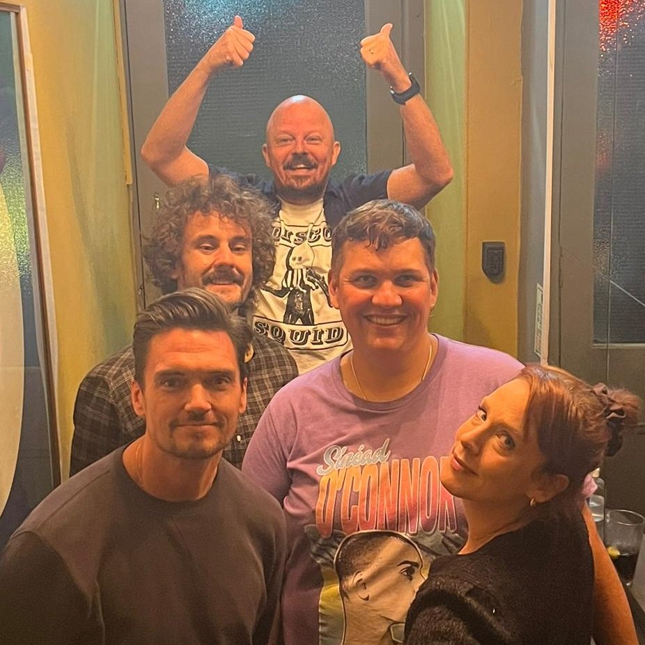 Jack Skipper, Josh Pugh, James Gill, Dane Buckley, Sara Barron. Phenomenal Always Be Comedy tonight. And what a red-hot crowd. 🩷 And we've lots more shows at alwaysbecomedy.com (kudos to Tim for timing the jump 🦘)