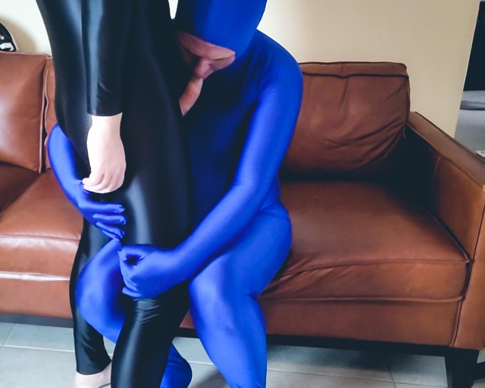 Enjoying a friend sucking me off. #lycra #fetish https://t.co/9OGqeq86dV<a href="/tag/lycra"class="tags">#lycra</a><a href="/tag/fetish"class="tags">#fetish</a>