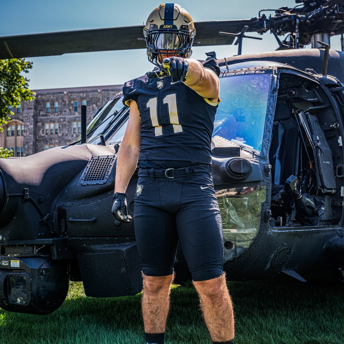 ArmyWP_Football's tweet photo. Saturday's look. 

🟡
⚫️
⚫️ https://t.co/592j6xtjbr