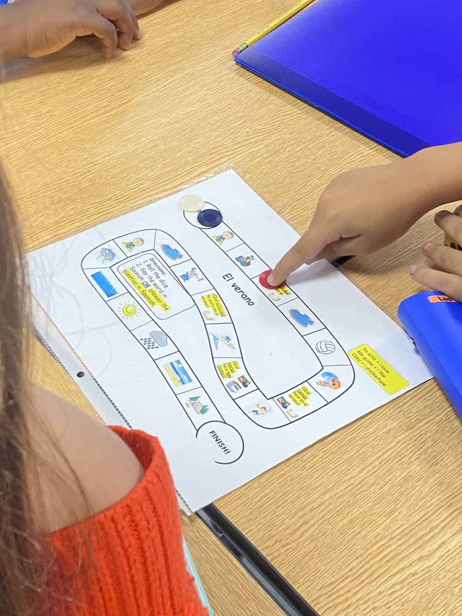 Game on!🏆

Sinking ships 🚢 and rolling the dice 🎲 Fifth graders played battleship and board games this week to review summer weather and activities 😎
#MassapequaFLES