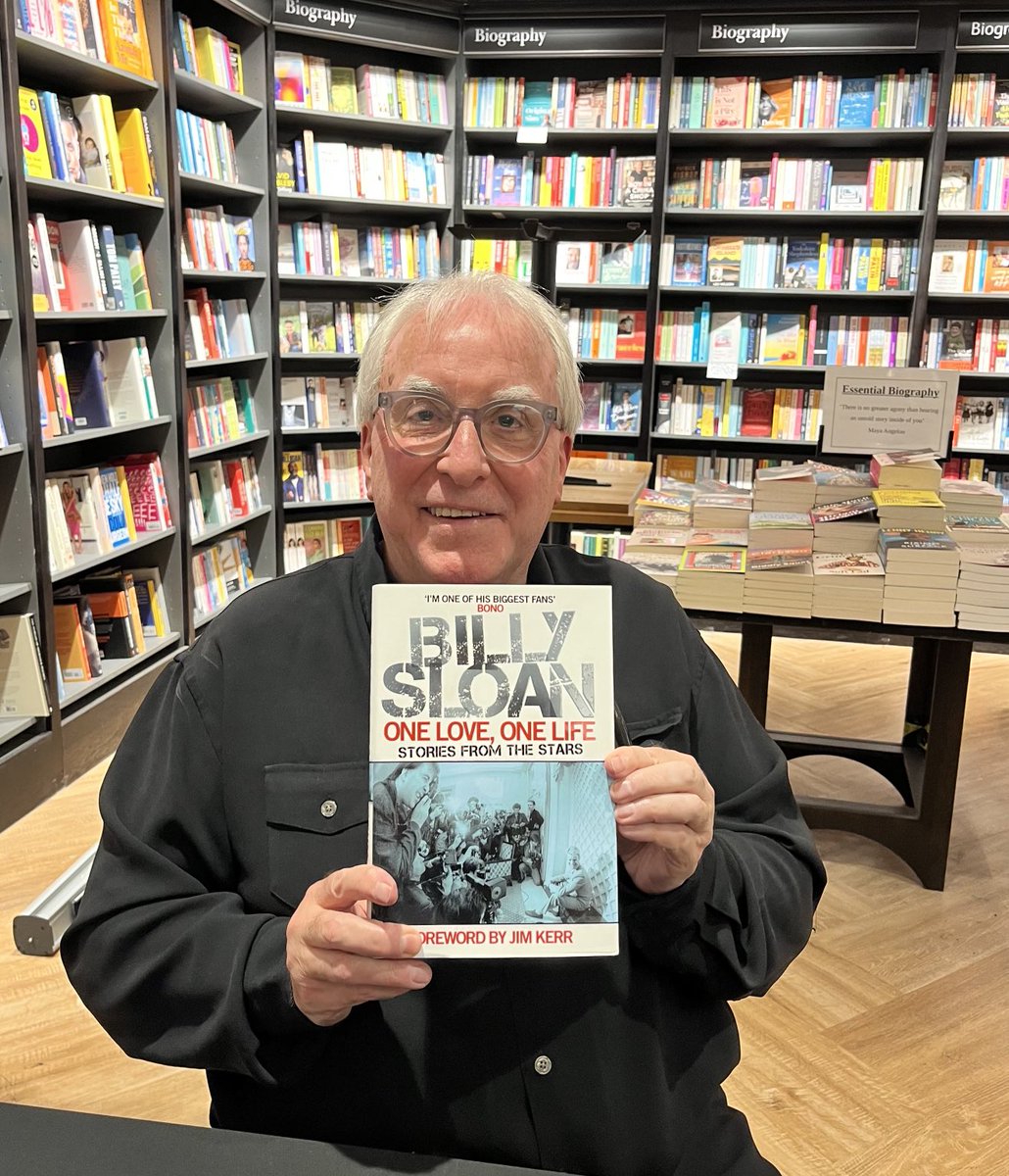 lipsticktv's tweet image. We’re at Billy’s book launch! 🙌 🎉
Can’t wait to read all the stories from the stars! Congratulations! ⁦⁦@billysloanshow⁩ #oneloveonelife ⁦@WStonesArgyleST⁩