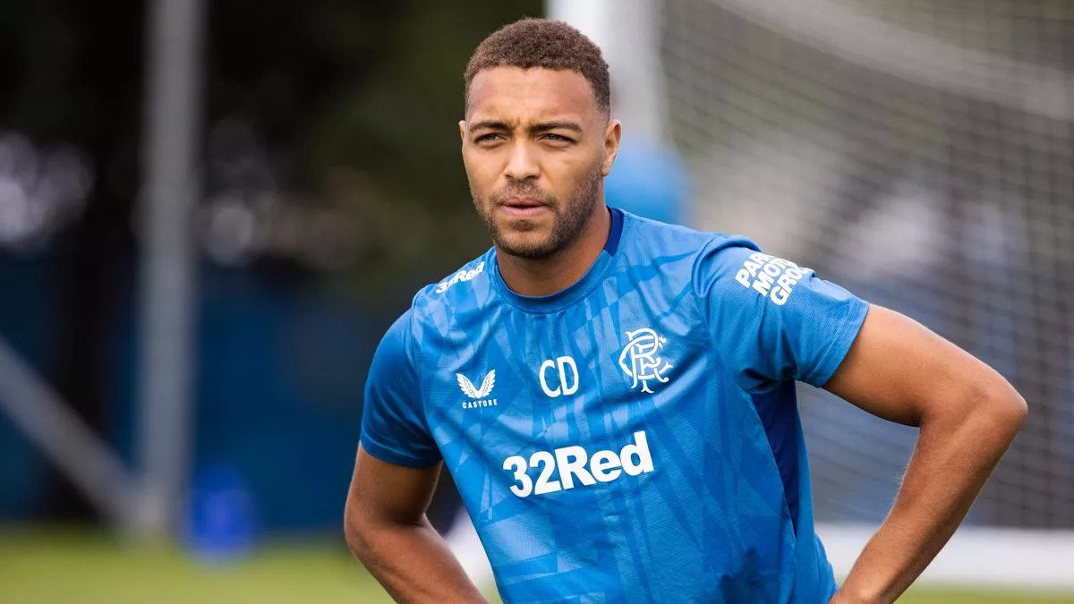 RBairner's tweet image. Rangers' problems are encapsulated by three of the forwards they signed:

Dessers, Lammers, Sima. 

Spent more than €10m on them, scored 12 league goals between them and all played in relegated sides. Simply not good enough.