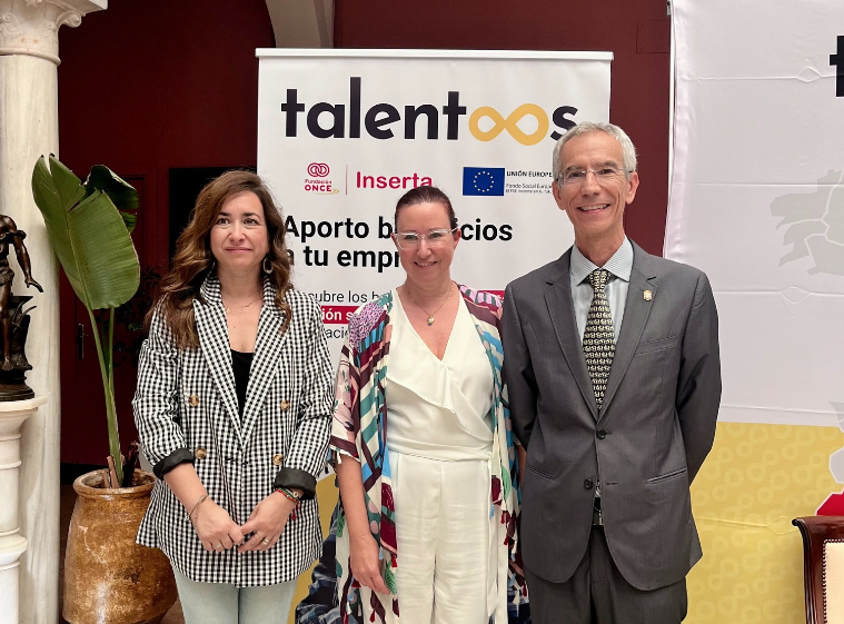 Cs_Utrera's tweet photo. Hoy nuestra portavoz y concejal municipal dentro de Utrera+, Isabel González Blanquero, ha asistido a la presentación del programa 'Talentos' para la formación y reinserción laboral de las personas con discapacidad cofinanciada por el Fondo Social Europeo, de la Fundación ONCE.✅ https://t.co/ujTLkcbNph