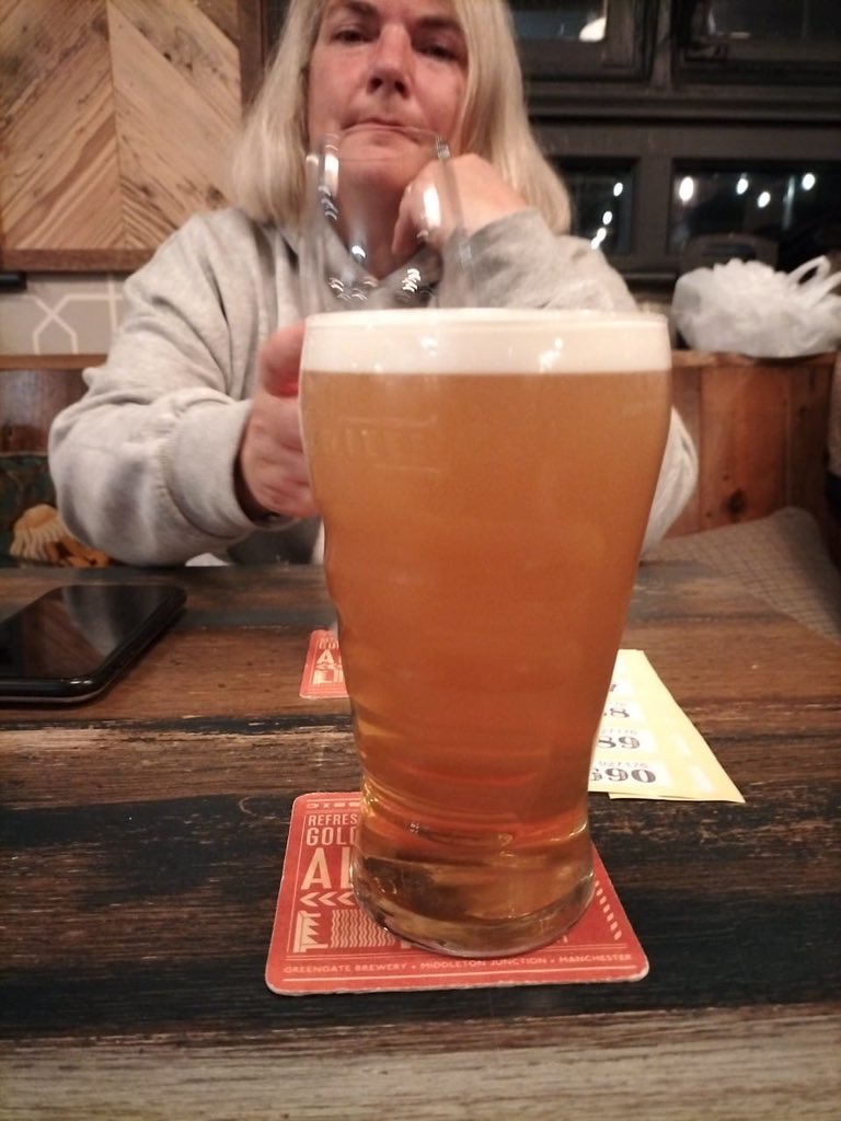 Debbie Halfpenny tweet media